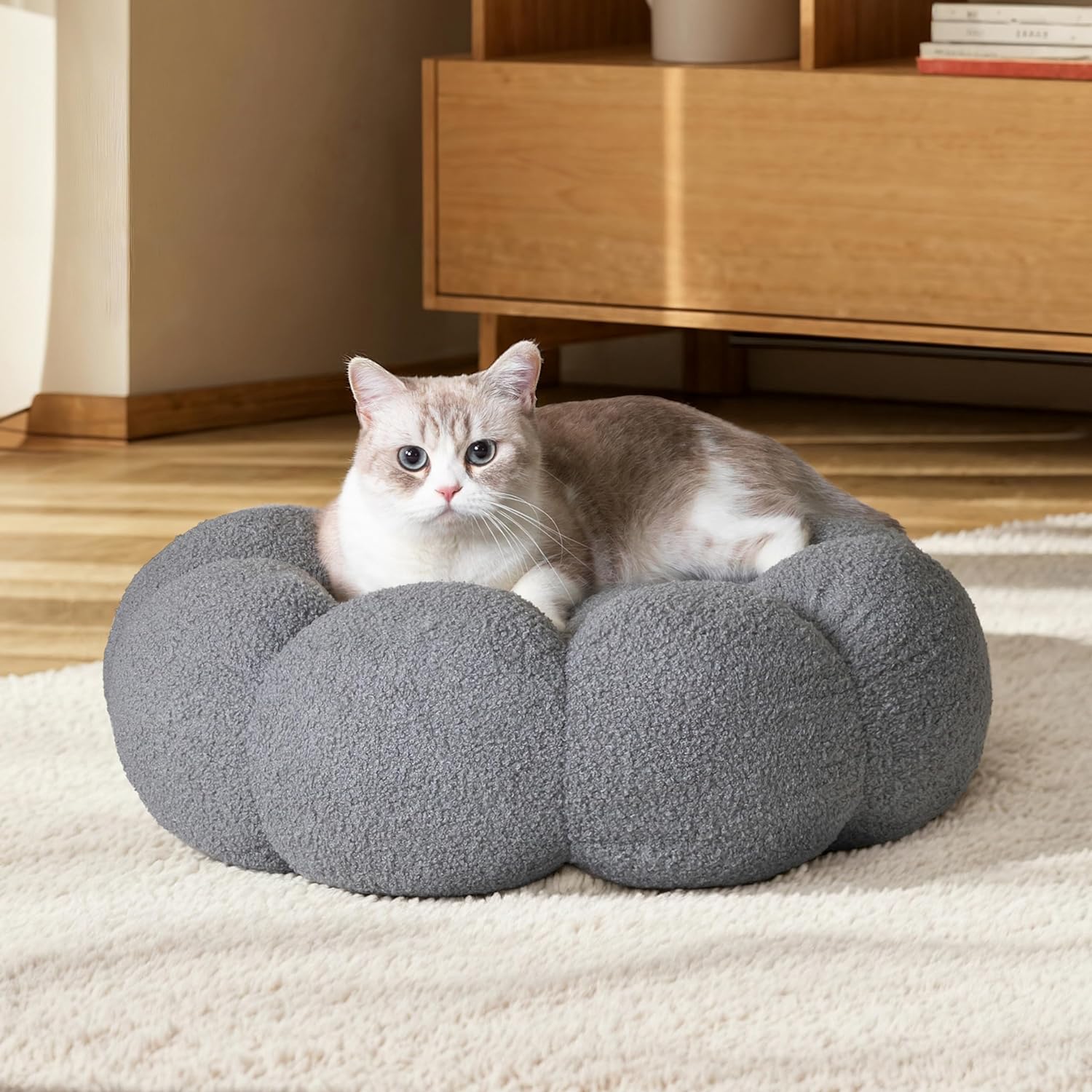 Calming Fluffy Flower Donut Pet Bed